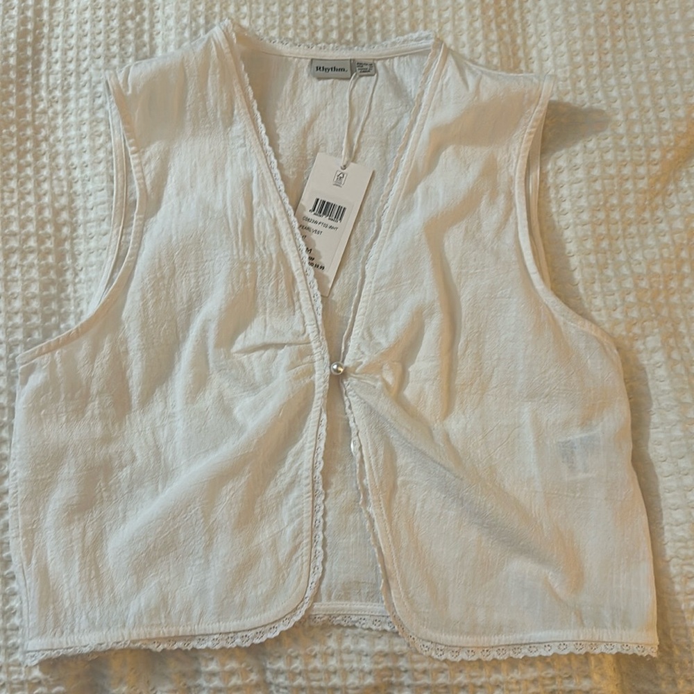 White Rhythm. Top